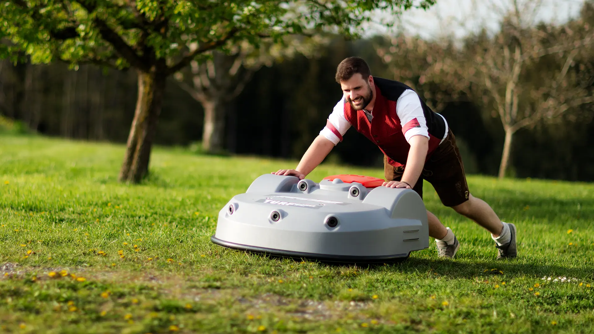 Pfarrkirchen Mähroboter Landmaschinen Schnell autonome Großflächenpflege
